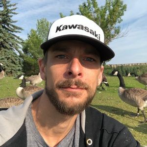 Meet your Posher, Corey